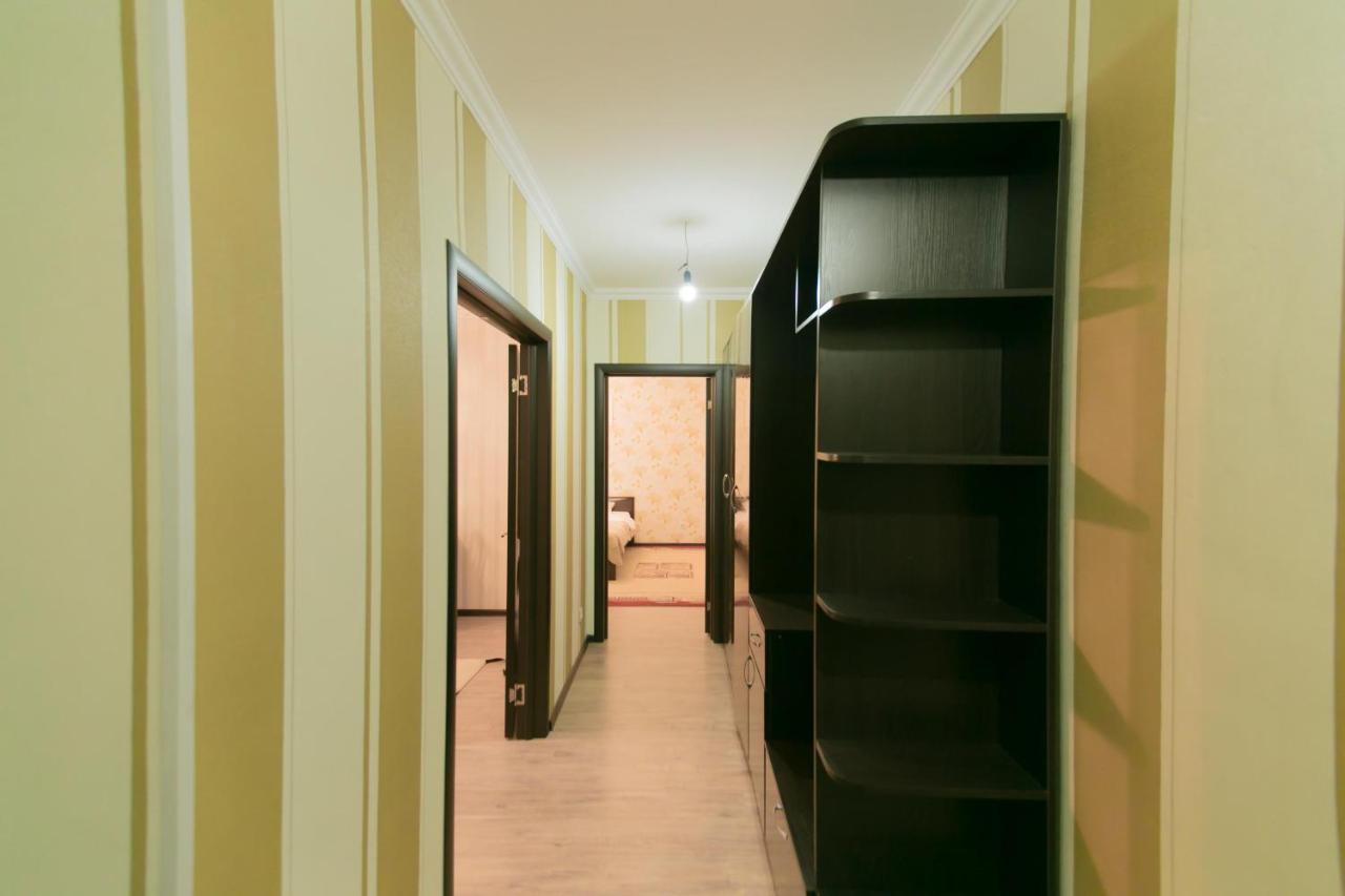 Cozy Apartment On Sarayshyq Street 5E Astana Ngoại thất bức ảnh